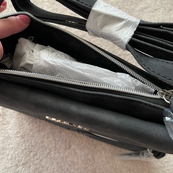 Kenneth Cole Columbus Mid Crossbody Black Handbag NWT Purse - Picture 3 of 7